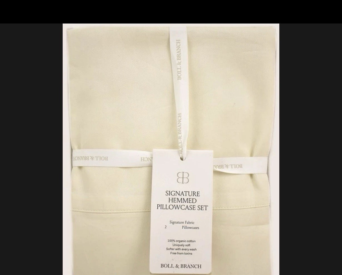 Boll & Branch Signature Hemmed Organic Cotton STANDARD Pillowcases Cream0