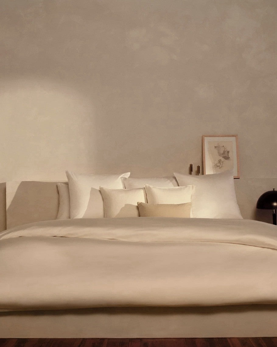 Sferra Giza 45 Sateen King Flat Sheet Ivory1